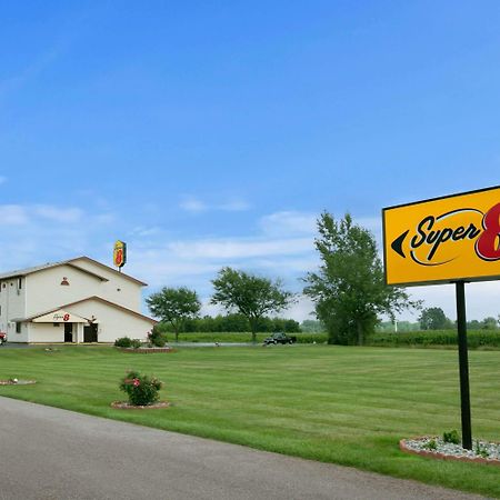 Super 8 By Wyndham Saginaw Motel Exterior foto